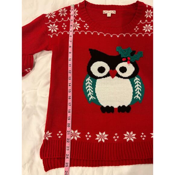 Owl Christmas Sweater Red Medium. The red and owl make it Perfect for Chi Omega - Picture 9 of 11